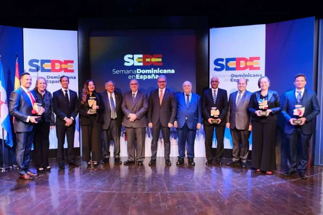 La Semana Dominicana en España clausura su primera edición con un sentido homenaje a Bernarda Jiménez y otras figuras de su diáspora española - 1, Foto 1