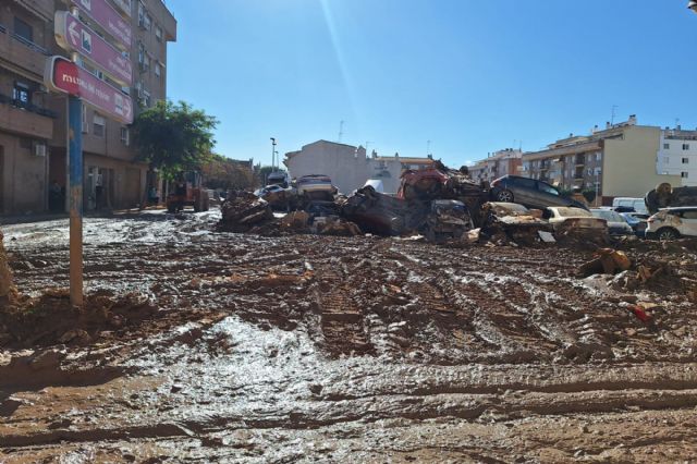 Interior gestiona con la Generalitat la incorporación de ayuda internacional a las labores de recuperación de las comarcas inundadas por la DANA - 1, Foto 1