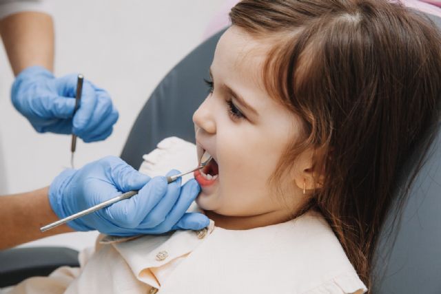 El Centre Dental Francesc Macià analiza la importancia de los hábitos de higiene bucodental para los más pequeños de 0 a 2 años - 1, Foto 1