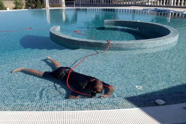 ¿Dónde conseguir profesionales en reparación de fugas de agua en piscinas? Telefuga - 1, Foto 1