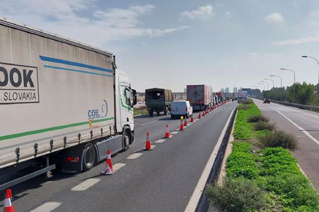 Transportes habilita 94 millones más de fondos de emergencia para recuperar las carreteras de València tras la DANA - 1, Foto 1