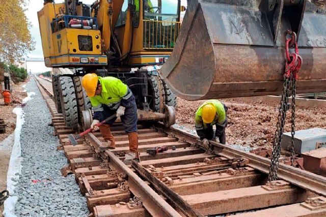 Transportes moviliza 185 millones de euros para reparar la red de Cercanías y de alta velocidad de València dañadas por la DANA - 1, Foto 1