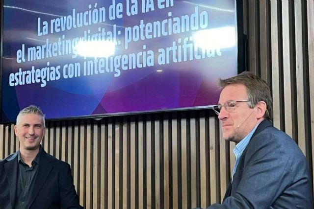 Juan Martínez Nájera; ´La tendencia se dirige hacia la integración total de la IA en el marketing digital´ - 1, Foto 1