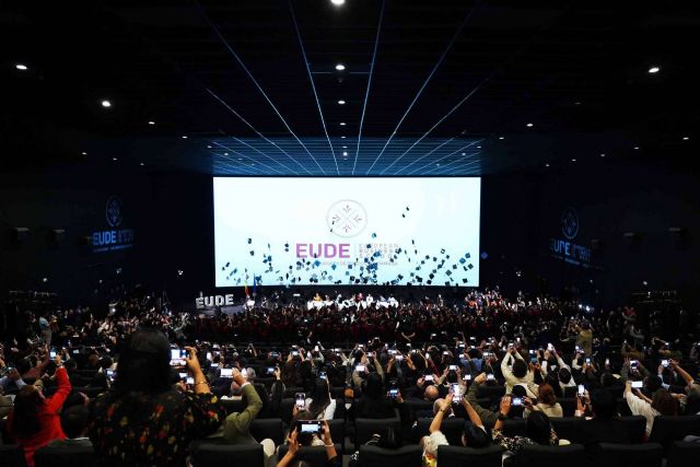 EUDE rompe récord académico; más de 700 alumnos se han graduado este noviembre en la escuela de negocios - 1, Foto 1