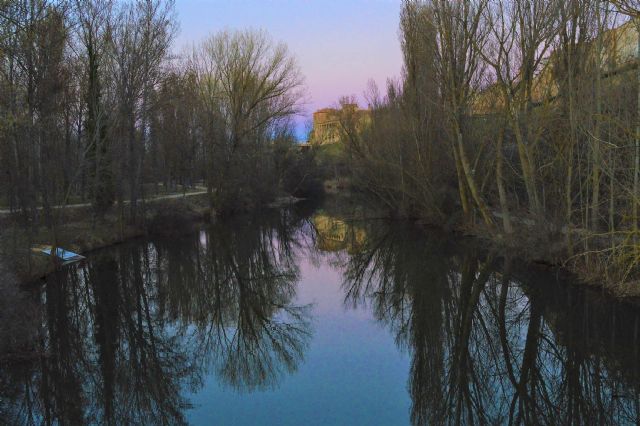 El Patrimonio Natural de la Red Medieval, válvula de escape en el puente de la Constitución y Navidades - 1, Foto 1