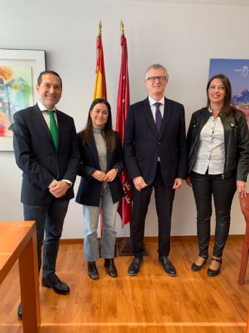 El presidente de Músicos por la Salud sereúne con el consejero de Salud de laRegión de Murcia - 1, Foto 1