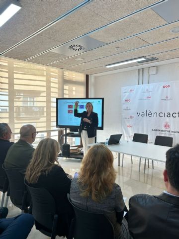 AB Talks Solidario: claves para la gestión del cambio y la superación empresarial en Castellar-Oliveral - 1, Foto 1