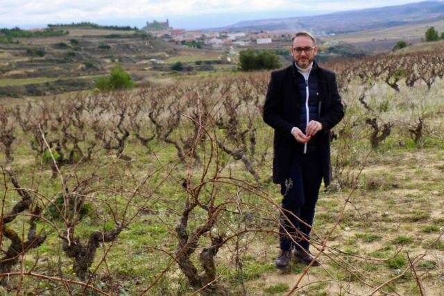 El reconocido sumiller Agustín Trapero recorrió Rioja Alta con Cornelio Dinastía - 1, Foto 1