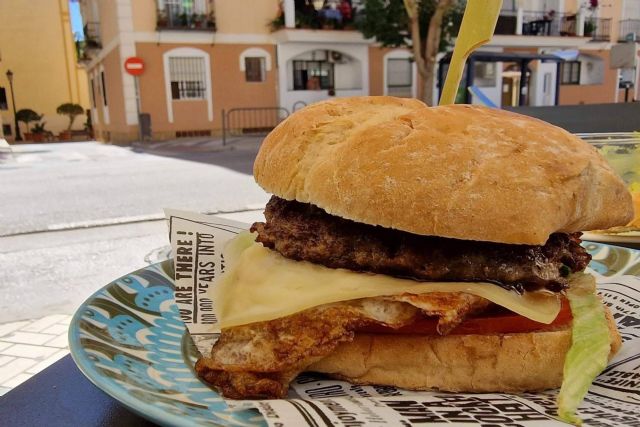 Hamburguesas con ingredientes frescos a domicilio, la demanda generacional - 1, Foto 1