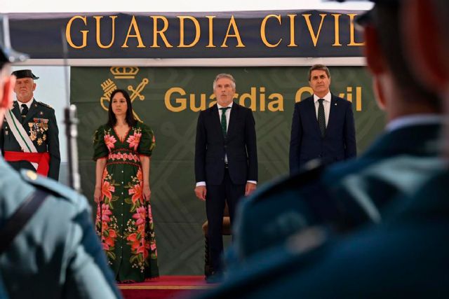Grande-Marlaska destaca en Córdoba la 'ejemplaridad y profesionalidad' de la Guardia Civil tras el accidente ferroviario de Adamuz Grande-Marlaska destaca en Córdoba la 'ejemplaridad y profesionalidad' de la Guardia Civil tras el accidente ferroviario de Adamuz