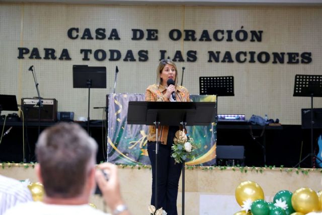 El Ayuntamiento reconoce la labor de la Iglesia Evangélica de Cartagena en su 32º aniversario El Ayuntamiento reconoce la labor de la Iglesia Evangélica de Cartagena en su 32º aniversario