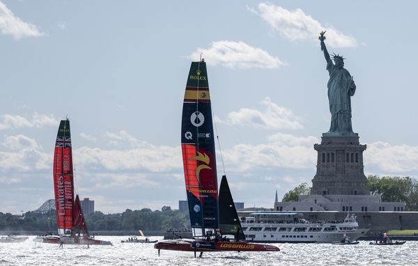 España se beneficia de una primera jornada atípica en Nueva York España se beneficia de una primera jornada atípica en Nueva York