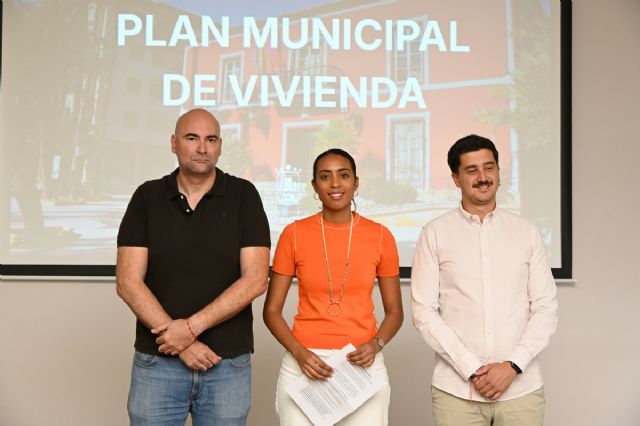 El Ayuntamiento de Alhama pone en marcha el Plan Municipal de Vivienda para facilitar el acceso a un hogar y ampliar las oportunidades residenciales El Ayuntamiento de Alhama pone en marcha el Plan Municipal de Vivienda para facilitar el acceso a un hogar y ampliar las oportunidades residenciales