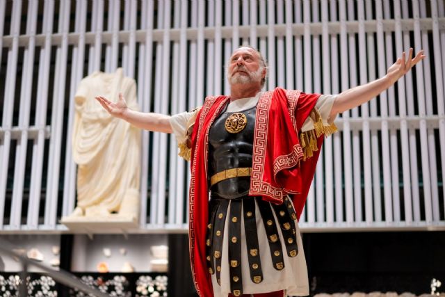 Cartagena Puerto de Culturas revive las intrigas del Imperio romano con la visita nocturna ‘Galba, el enemigo de Nerón’ Cartagena Puerto de Culturas revive las intrigas del Imperio romano con la visita nocturna ‘Galba, el enemigo de Nerón’