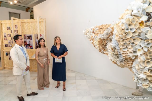 Tres exposiciones mantienen viva La Mar de Músicas durante todo el verano Tres exposiciones mantienen viva La Mar de Músicas durante todo el verano