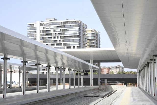 Óscar Puente supervisa el avance de las obras de integración ferroviaria y de la nueva estación intermodal de Almería Óscar Puente supervisa el avance de las obras de integración ferroviaria y de la nueva estación intermodal de Almería