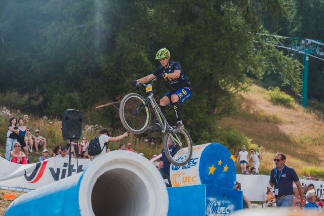 Dani Cegarra se sitúa entre los mejores de Europa con una sexta plaza en el Europeo UCI de Trial Dani Cegarra se sitúa entre los mejores de Europa con una sexta plaza en el Europeo UCI de Trial
