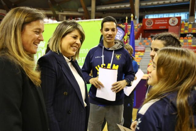 El Ayuntamiento destina más de medio millón de euros para ayudar a los clubes y entidades deportivas El Ayuntamiento destina más de medio millón de euros para ayudar a los clubes y entidades deportivas