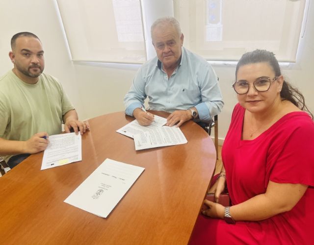 Se suscribe un nuevo contrato con un emprendedor que dedica su actividad a la fabricación y montaje de cocinas y armarios Se suscribe un nuevo contrato con un emprendedor que dedica su actividad a la fabricación y montaje de cocinas y armarios