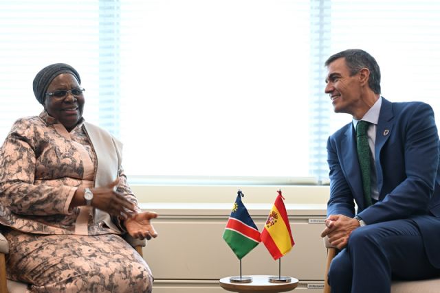 Pedro Sánchez reafirma el compromiso de España con el Acuerdo sobre Pandemias de la OMS durante un encuentro con la presidenta de Namibia Pedro Sánchez reafirma el compromiso de España con el Acuerdo sobre Pandemias de la OMS durante un encuentro con la presidenta de Namibia