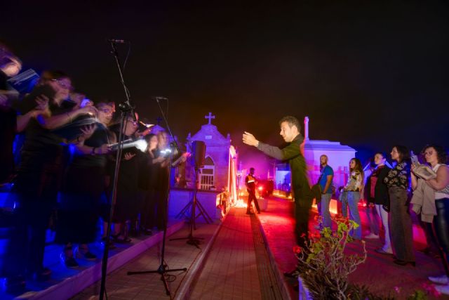El cementerio de San Javier se prepara para la experiencia del Tenorio El cementerio de San Javier se prepara para la experiencia del Tenorio