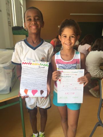 Participantes de las Escuelas de Verano “Holidays 3.0” realizan trabajos sobre la tolerancia, dentro de los actos de la “Semana de la Fuerza de la Memoria” - 9