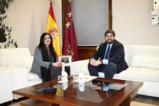 López Miras recibe a los dos nuevos miembros del Consejo Jurídico de la Región de Murcia - 1, Foto 1