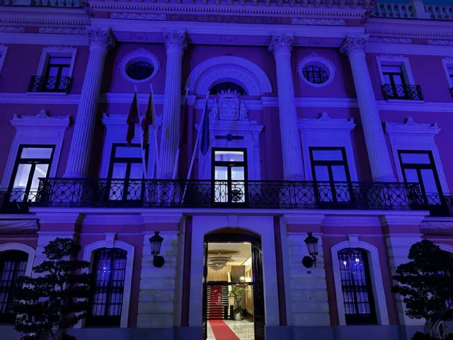 La Glorieta, el Moneo, Palacio Almudí, Murcia Río y Alfonso X se iluminan de azul este viernes por el Día de la Policía - 1, Foto 1