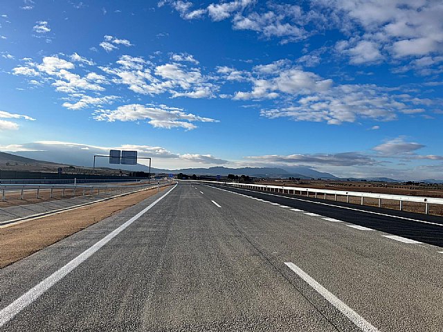 Óscar Puente anuncia la inminente adjudicación de las obras de la plataforma ferroviaria y la estación de Lorca, licitadas por 400 millones de euros - 1, Foto 1