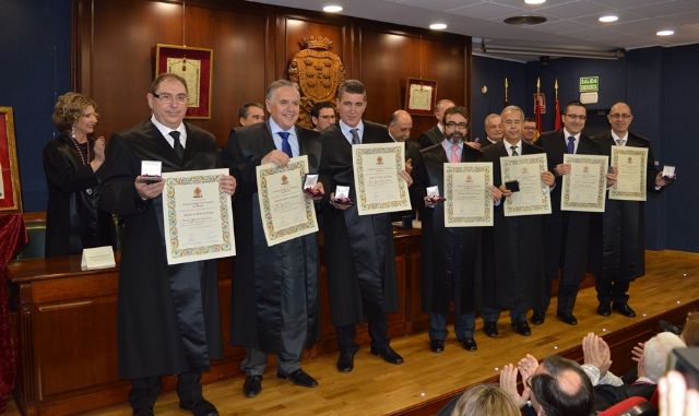 El Colegio de Abogados entrega sus medallas de oro y plata a los colegiados con 50 y 25 años de colegiación - 3, Foto 3