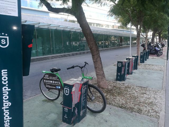 Ciudadanos exige a Ballesta medidas de seguridad efectivas para reducir el vandalismo en las estaciones de bicicletas - 2, Foto 2