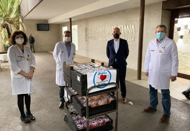 Continúa el obsequio de fruta del SCRATS a los sanitarios como reconocimiento a su labor ante la pandemia - 2, Foto 2