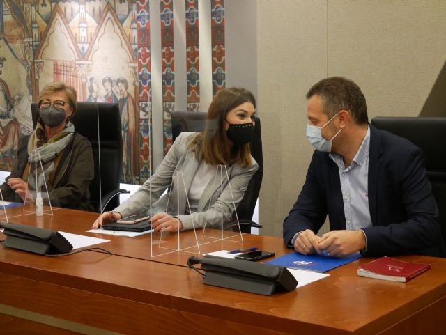 Joaquín Segado: La comisión de investigación de las vacunas es un ariete contra el PP utilizado por partidos en caída electoral - 1, Foto 1