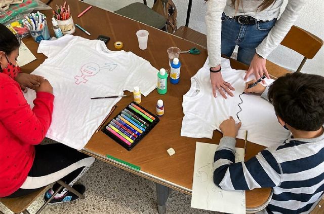 FADE acerca los ODS a 80 menores a través de un concurso de customización de camisetas - 2, Foto 2