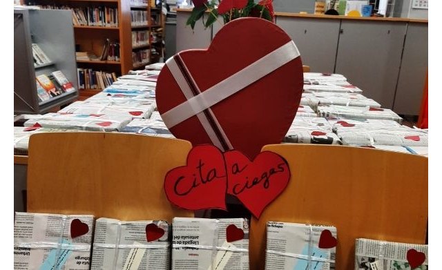 “Cita a ciegas con un libro” y “Enamorados de la Biblioteca