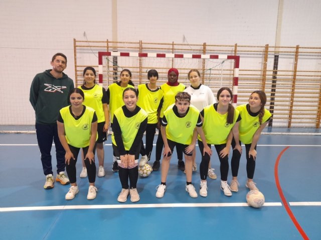 El IES Prado Mayor y el IES Juan de la Cierva avanzan a cuartos de final en Fútbol Sala Escolar, Foto 4