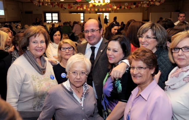 El presidente Pedro Antonio Sánchez asiste al encuentro regional de asociaciones de mujeres - 1, Foto 1