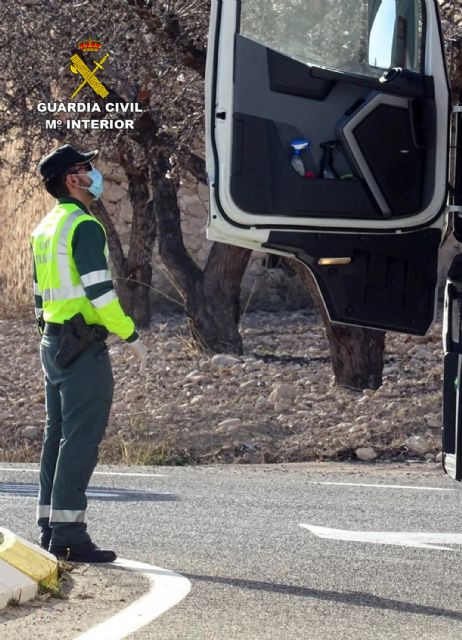 La Guardia Civil investiga a dos personas por la manipulación del tacógrafo de un vehículo pesado - 3, Foto 3