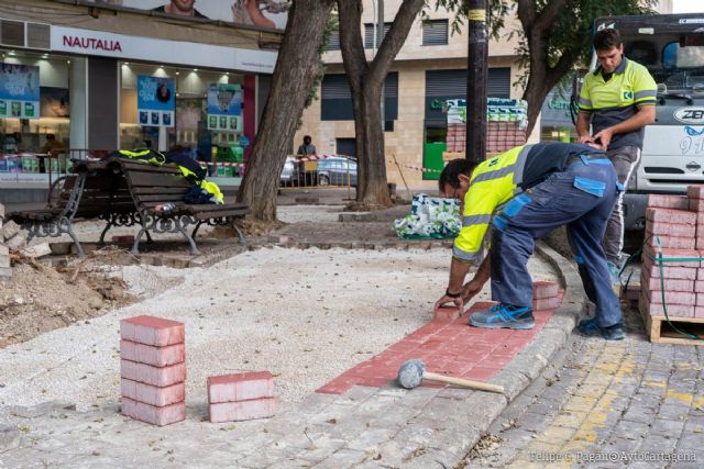 Infraestructuras lleva a cabo el arreglo de 20 calles por donde discurrirán las procesiones de Semana Santa - 1, Foto 1