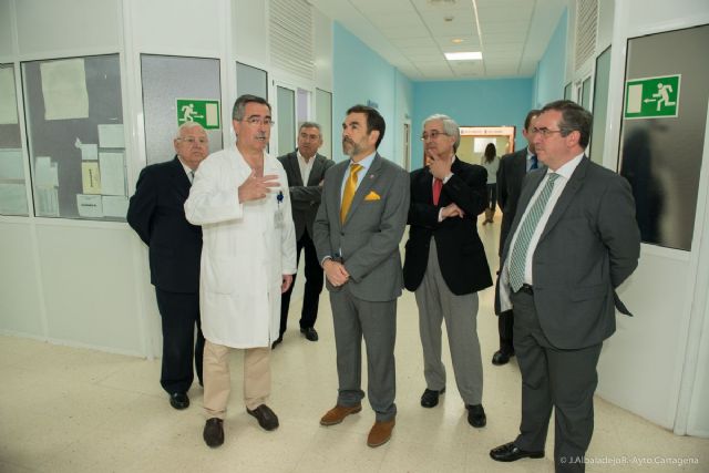 El alcalde se compromete a llevar al pleno las necesidades del Hospital de Caridad - 4, Foto 4