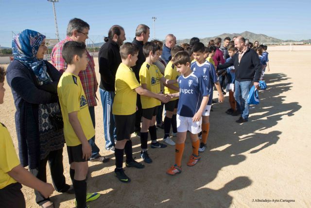 La Liga Local de Fútbol Base se reanuda con la campaña de deportividad, El Respeto Gana - 1, Foto 1