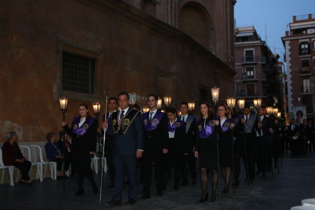 Más de 100 estudiantes de la UCAM desfilaron el Martes Santo con el Cristo de la Salud - 2, Foto 2