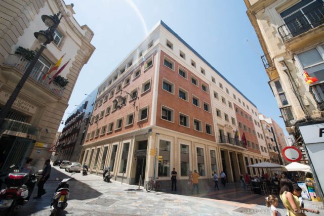 Publicadas las bases para cubrir dos plazas de arquitecto tecnico, una de ingeniero industrial y otra de arquitecto en el Ayuntamiento de Cartagena - 1, Foto 1