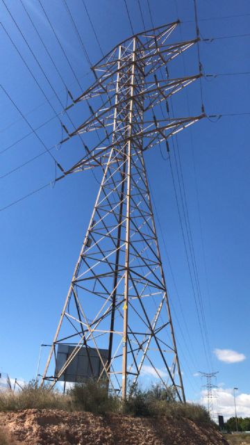 El pedáneo de El Puntal lamenta que el PP siga dando la espalda a los vecinos de Los Rectores con el soterramiento de las torres eléctricas - 2, Foto 2