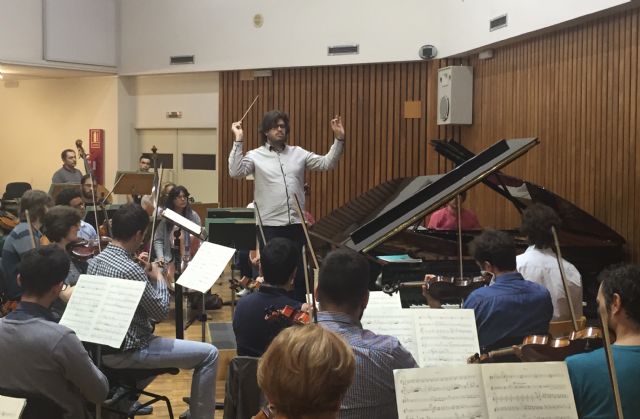 La Orquesta Sinfónica de la Región y el Dúo del Valle interpretan el 'Concierto para dos pianos' de Poulenc en el Auditorio de Águilas - 1, Foto 1