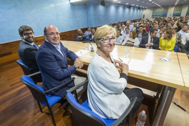 Víctor Martínez pregunta a Rivera si cree que la supresión de  los aforamientos va a dar de comer a los agricultores de la Región - 1, Foto 1