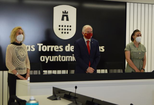 Las Torres de Cotillas celebra el Día Internacional de la Enfermería con un minuto de silencio - 1, Foto 1