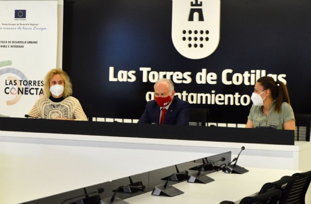 Las Torres de Cotillas celebra el Día Internacional de la Enfermería con un minuto de silencio - 2, Foto 2