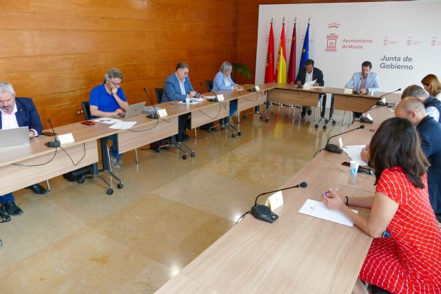 Aprobada la contratación de las obras de mejora y acondicionamiento en 16 centros educativos del municipio - 1, Foto 1