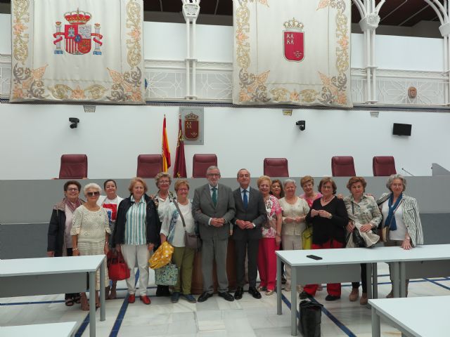 La Asociación de Viudas Salzillo de Murcia visita la Asamblea Regional - 1, Foto 1